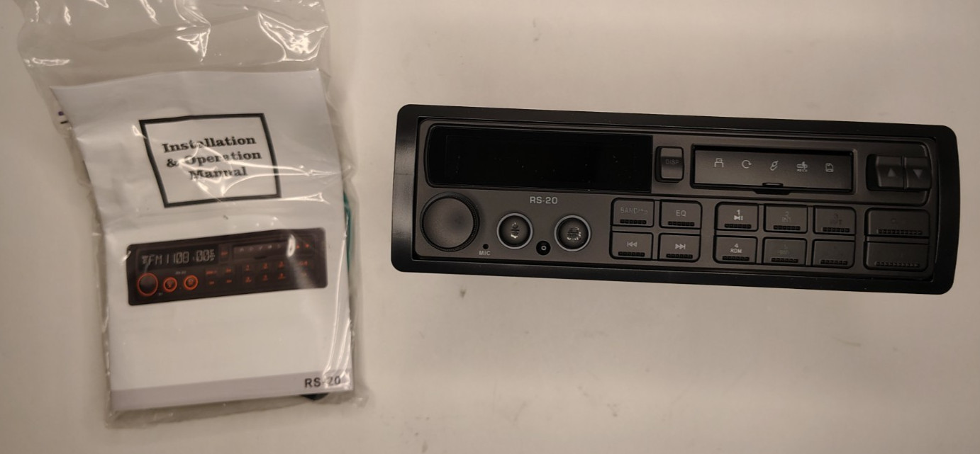 Bluetooth Retro Car Stereo Receiver – Single Din European Classic Look Radio