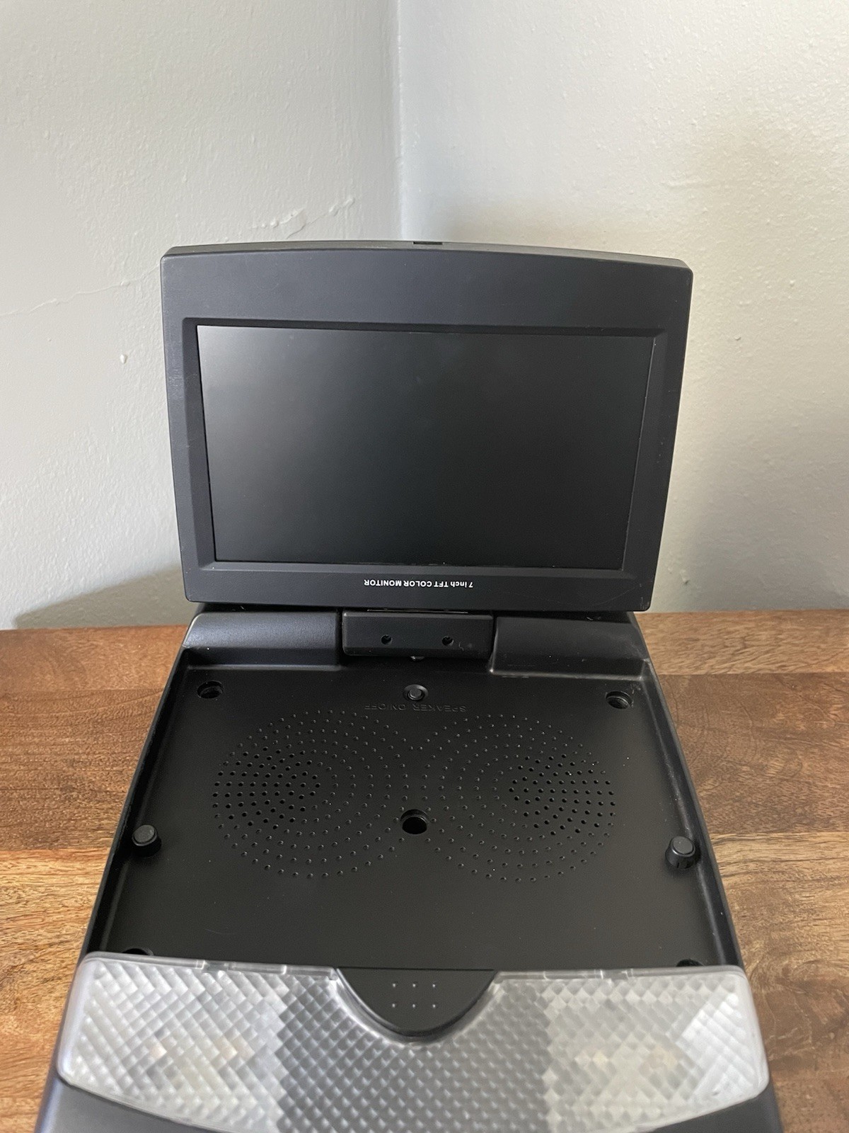 RARE RETRO – Planet Audio P700DVD 7″ Monitor Flip-Out DVD Car Movie Player Untes