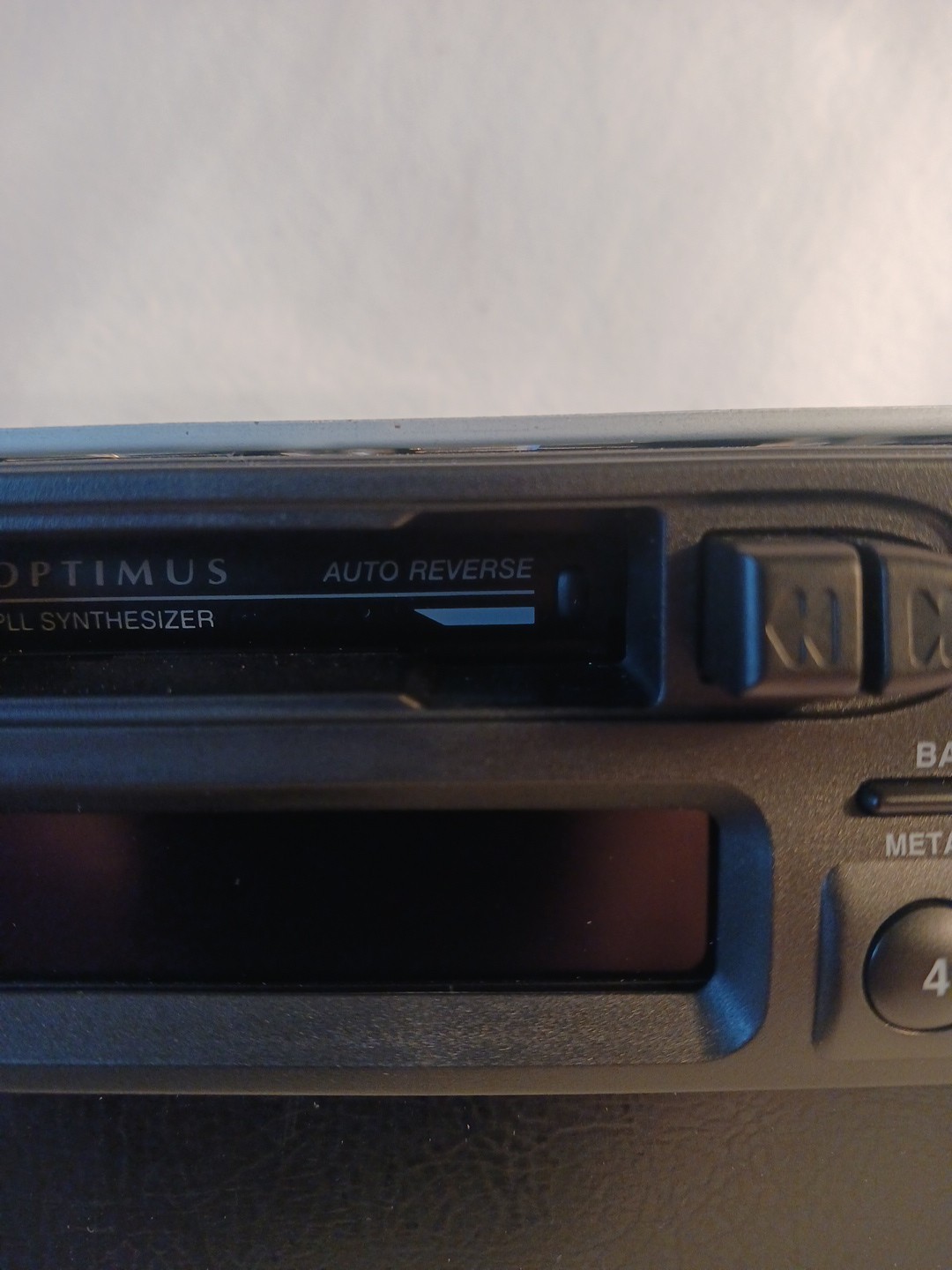 Optimus High Power In-Dash Am/Fm Stereo Cassette W/Detachable Face No. 12-2113