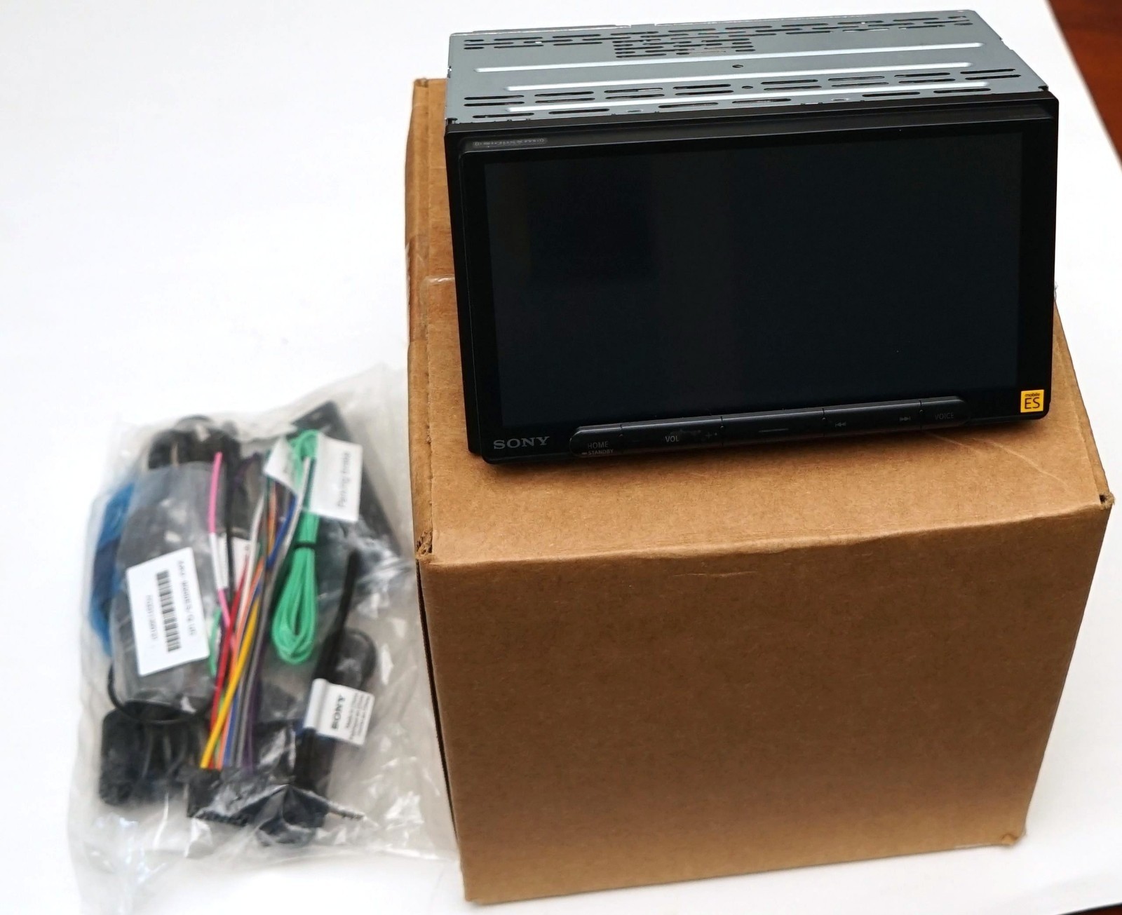 SONY XAV-9000ES Multimedia Digital Receiver Car Audio Apple Play Android Mobile