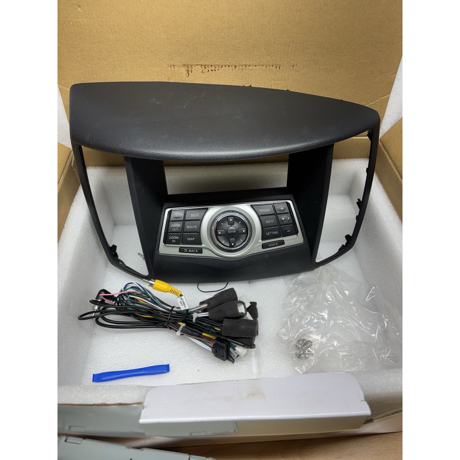 Fair Nissan Unisex Infotainment Navigation System Unit Black Silver 25915 3LZ1A