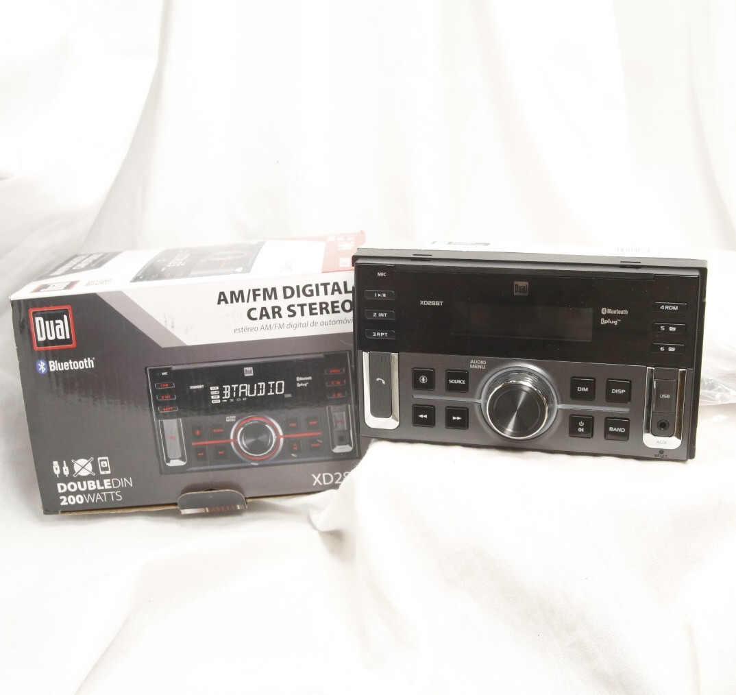 Dual, AM/FM digital car stereo XD28BT, 200 Watts, Double DN, untested