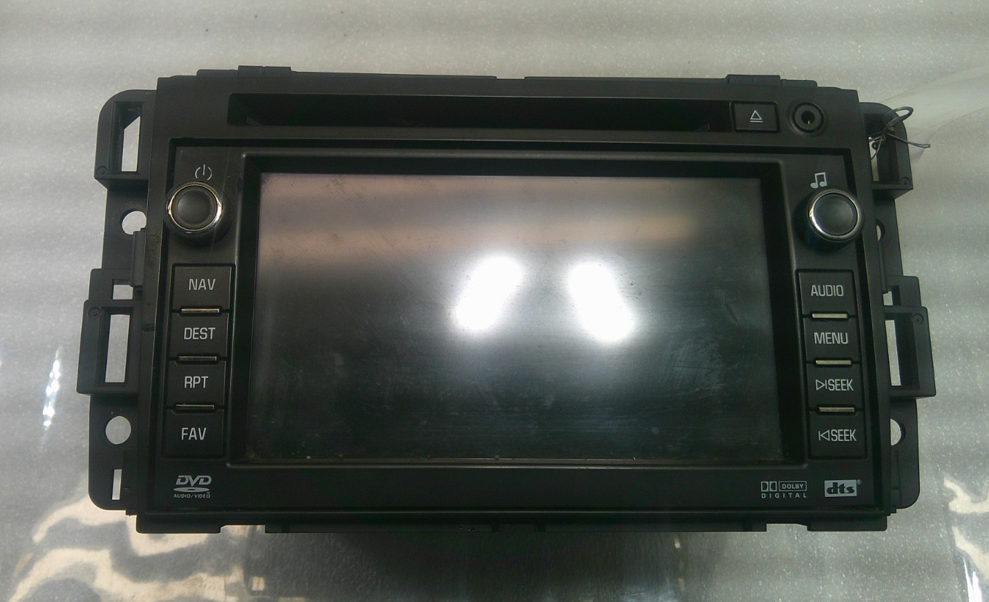 2007-2008 Chevrolet Tahoe Navigation CD DVD Player Radio Receiver Display OEM