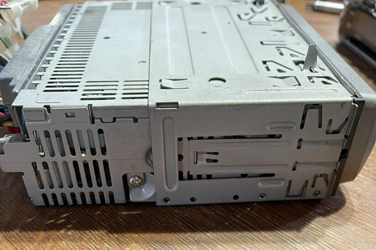 pioneer mosfet 50wx4 DEH-1500 Parts/untested