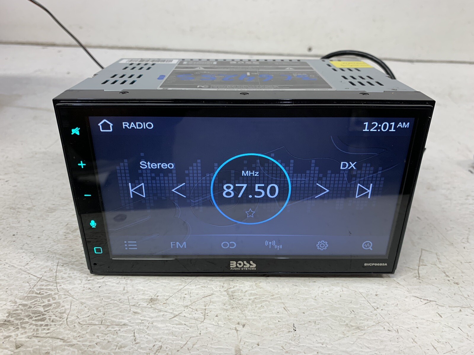 Boss BVCP9685A radio stereo 2 Din digital Media receiver 6.75″ Touch USB MP3 WAV