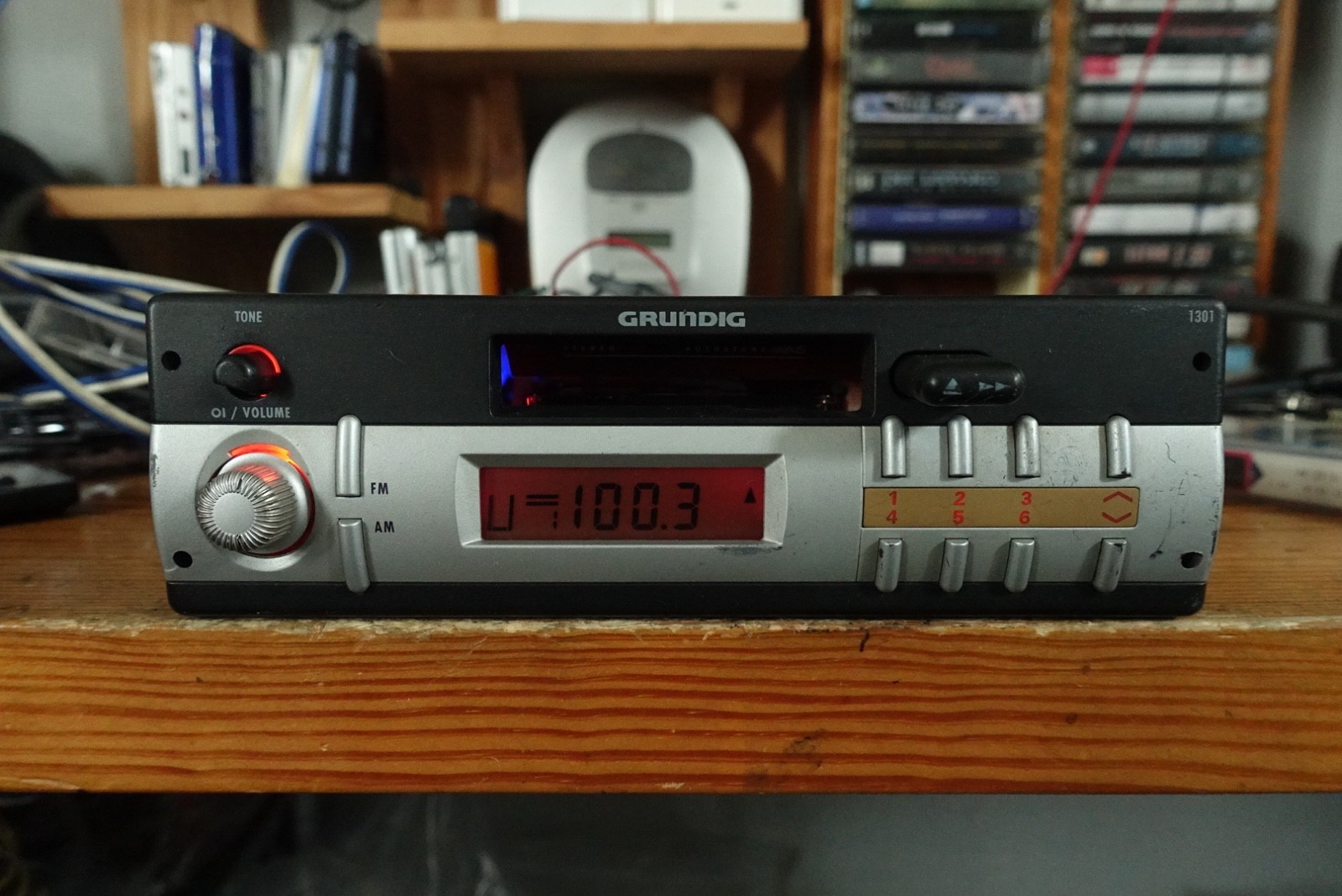 Grundig SCC 1301 vintage car radio cassett. cassette/Fm108/Bluetooth.