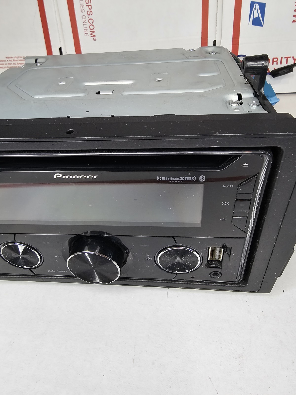 Pioneer FHS720BS In-Dash Double Din CD Receiver with built in bluetooth