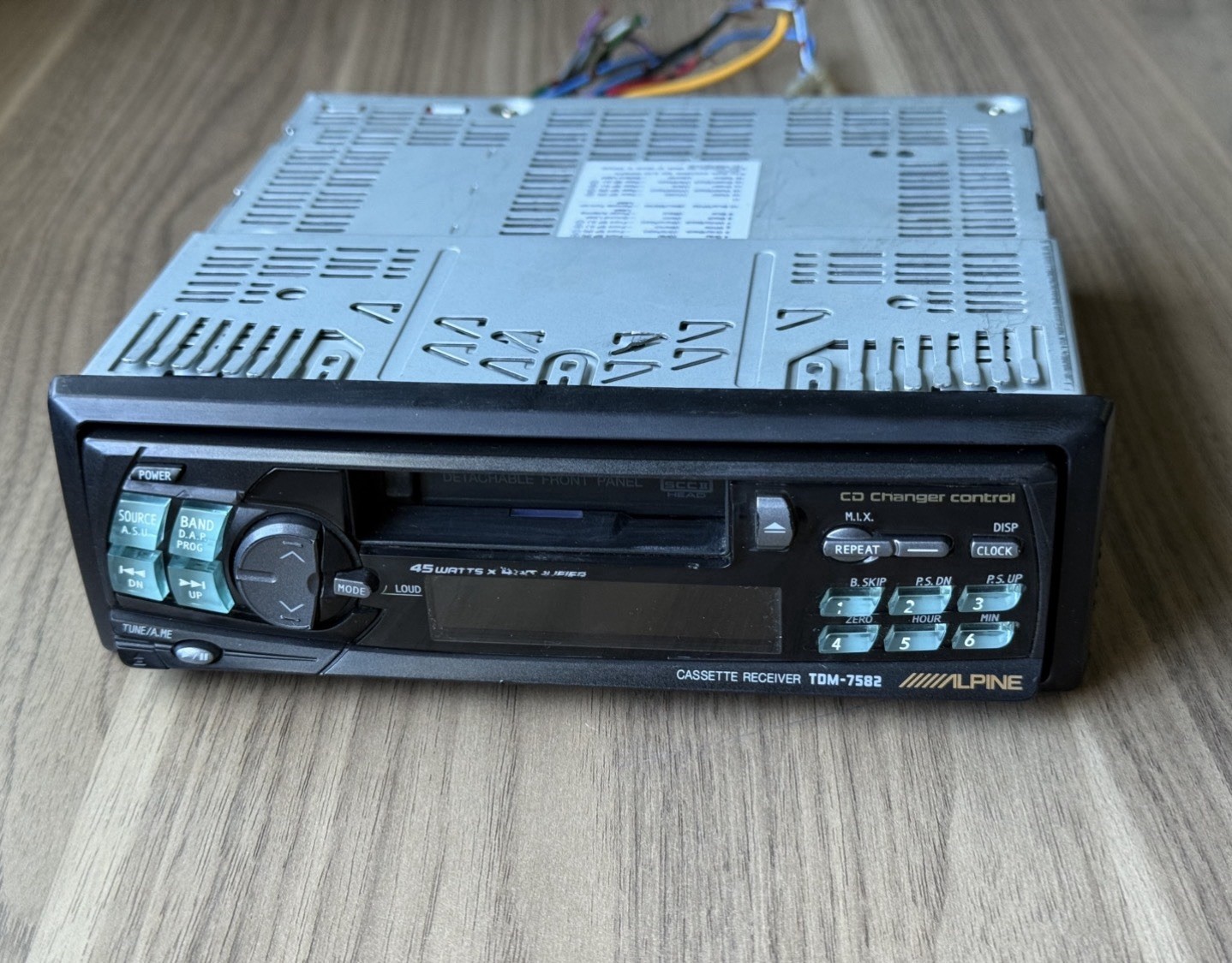 ALPINE CAR AUDIO STEREO AM/FM CASSETTE UNIT TDM-7582 VINTAGE RARE BMW PORSCHE!