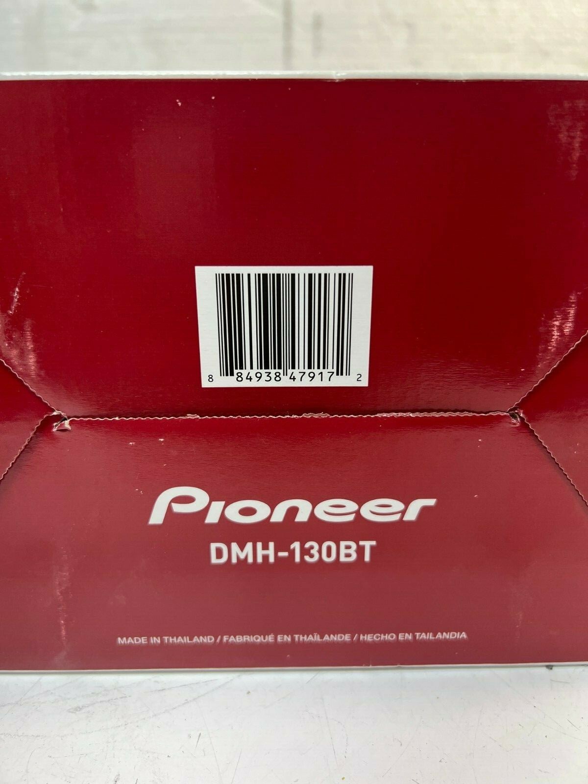 T78 Pioneer DMH-130BT Car Play/Android Auto In-Dash Receiver 6.8″ Touchscreen
