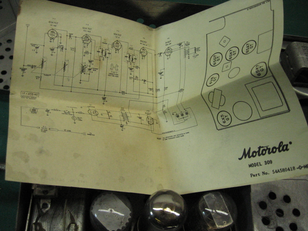 48 -50 ford mopar pontiac nash 54 chevy tk motorola 30937648 model 309 am radio