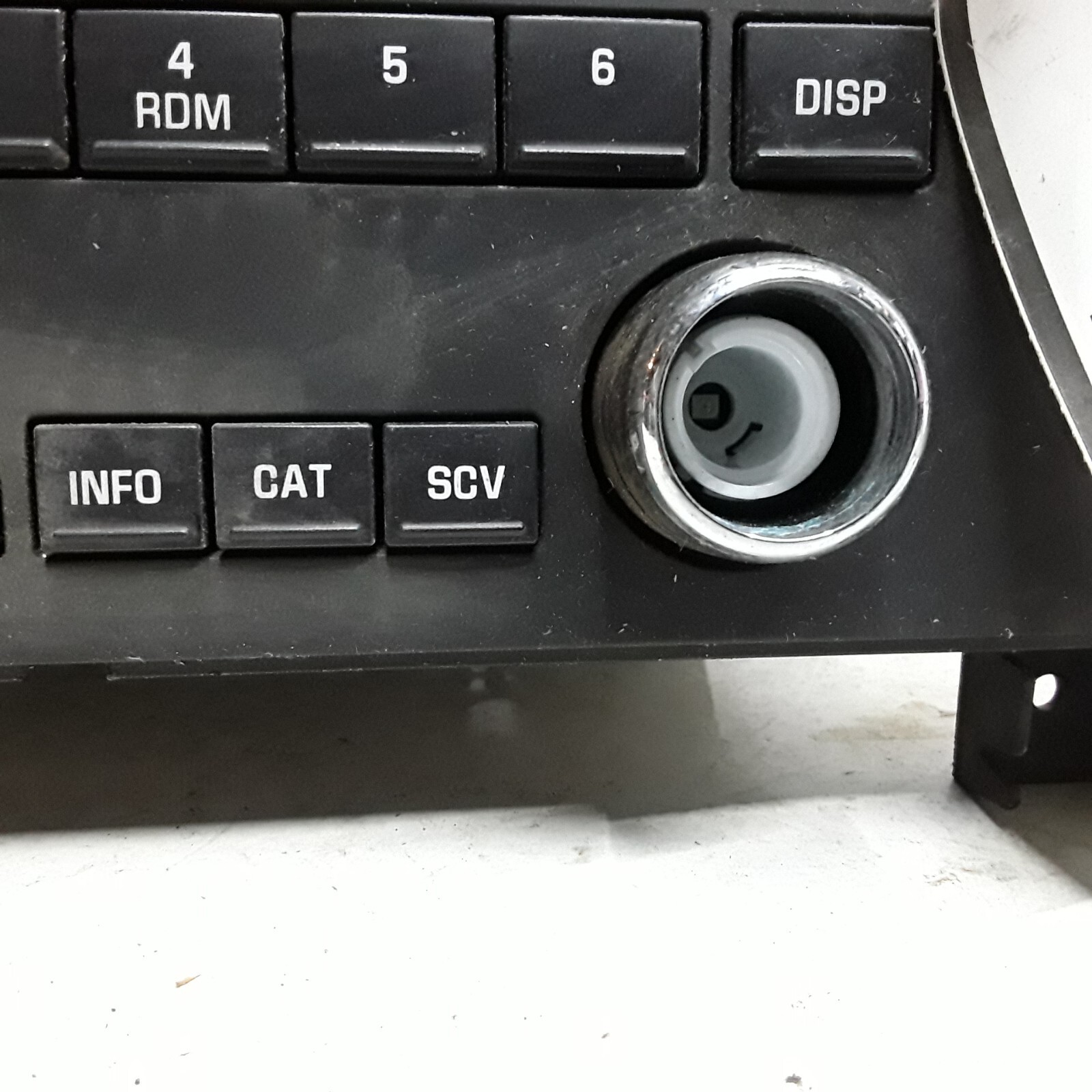 03 04 05 06 07 Buick LaCrosse AM FM CD radio receiver with equalizer 10391272 OE