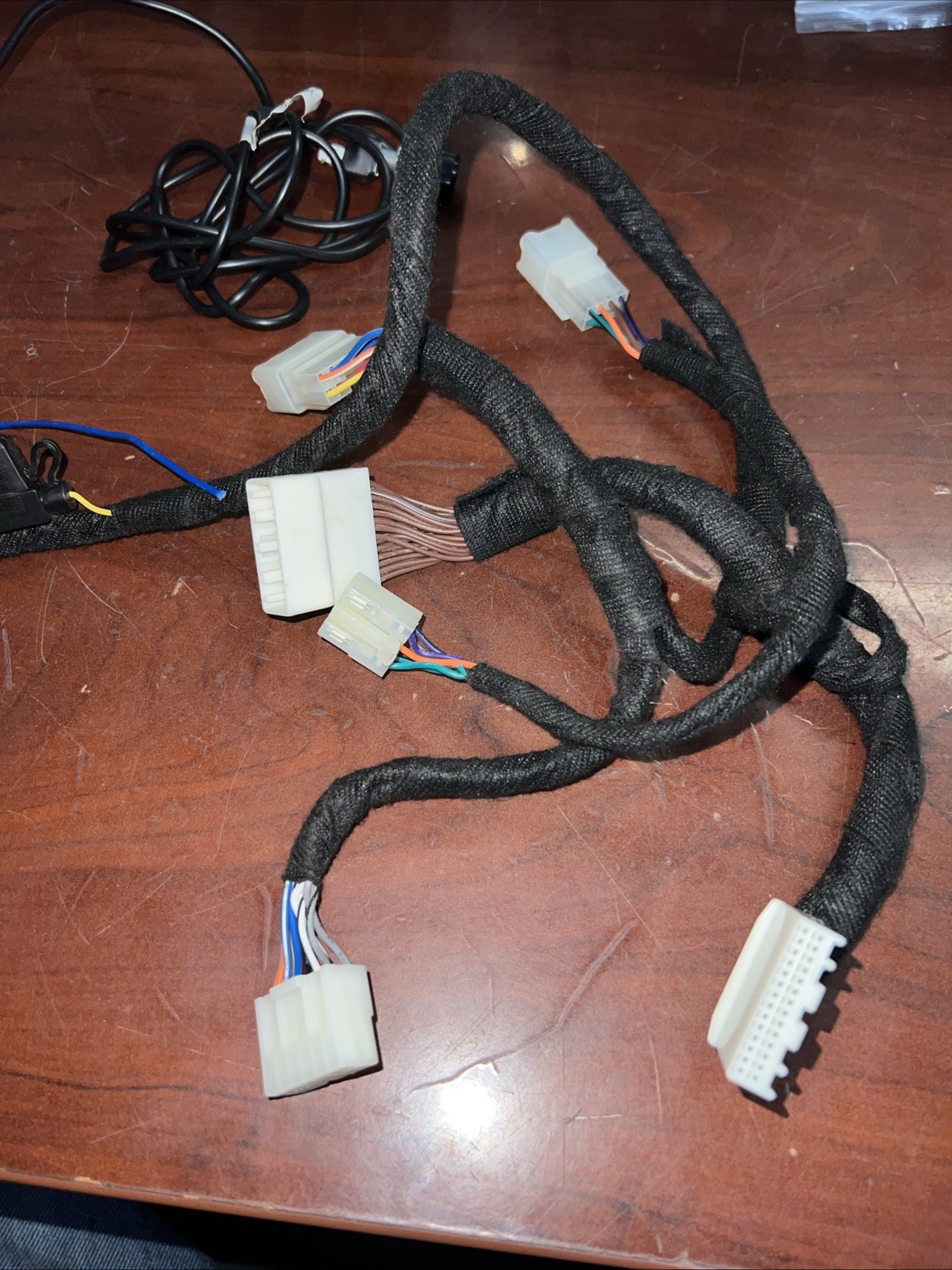PAC AP4-TY12 Amp Interface & APH-TY02 Speaker Harness for Toyota, Lexus 2014+