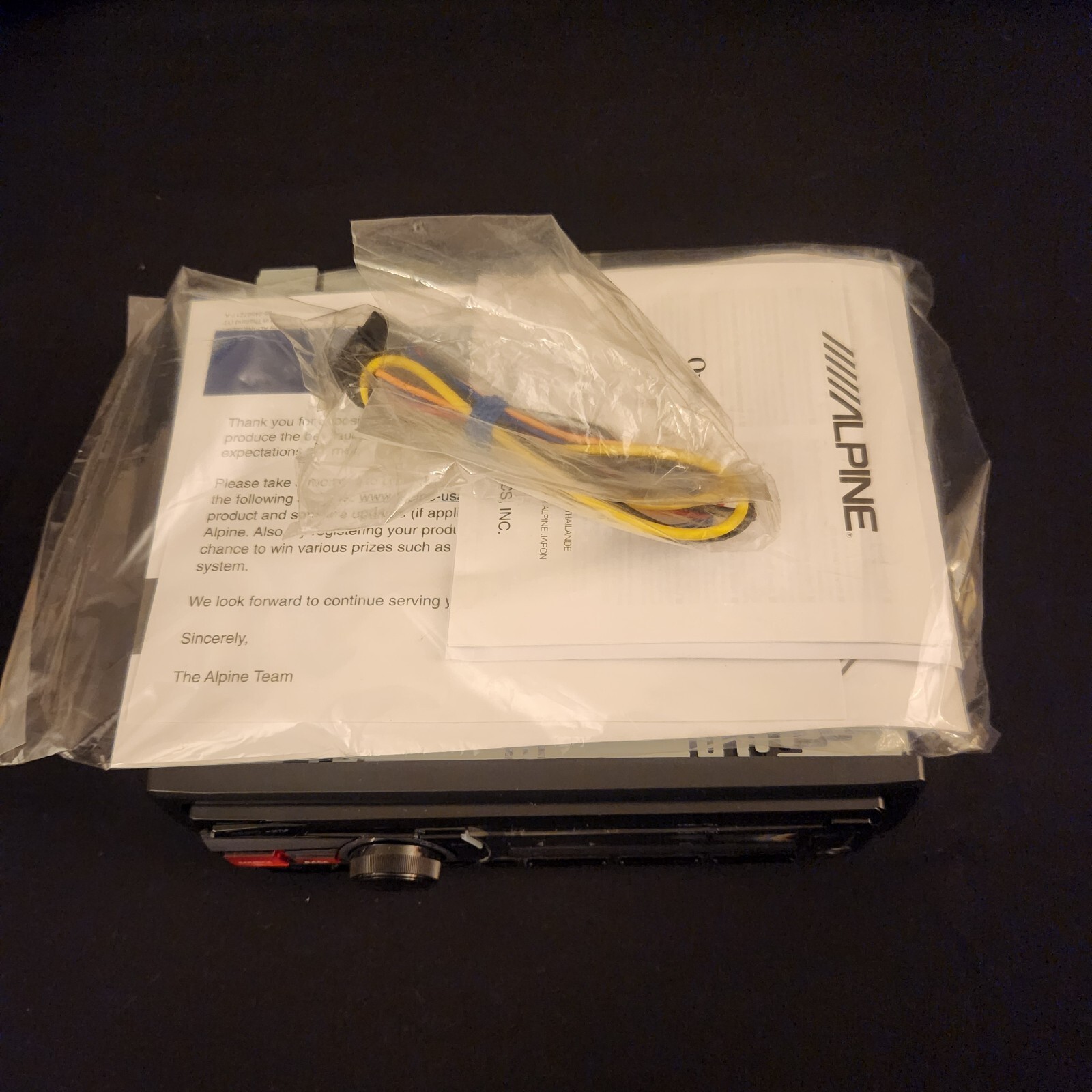 ALPINE CDE-151 CAR AUDIO STEREO AM/FM CD PLAYER IN DASH USB AUX-IN UNIT