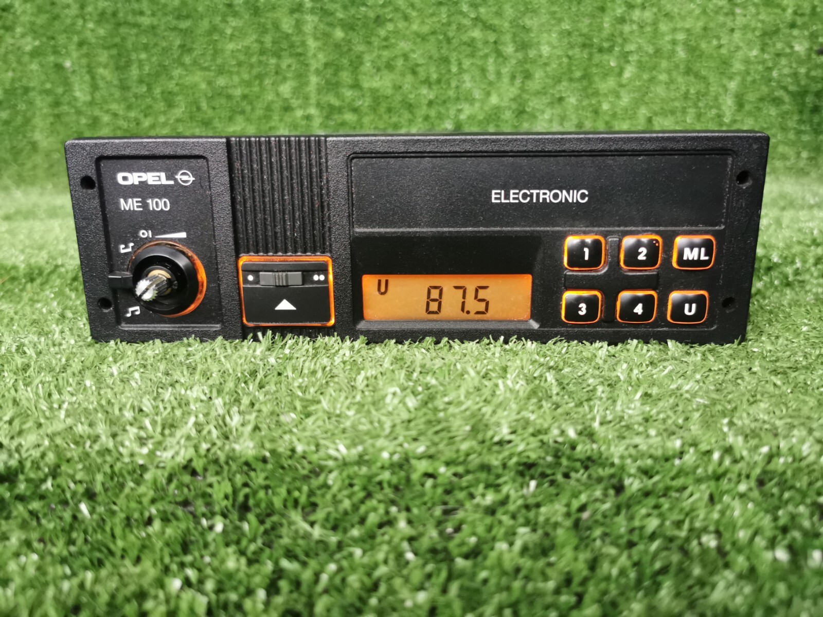 Grundig Me100 Grundig Me100b Opel Me100 Opel Me100b Me 100 B Original Car Radio