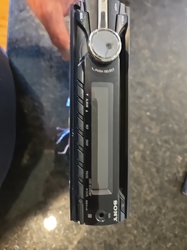 Sony CDX-GT260mp Disc Player Single Din Used Untested Condition