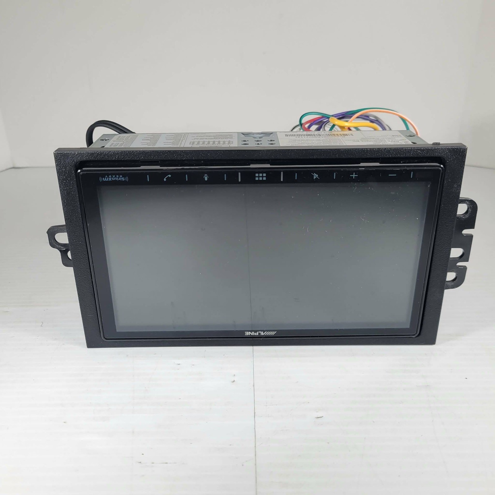 Alpine iLX-W650 7 Inch Apple CarPlay Android Auto Digital Media Receiver TESTED
