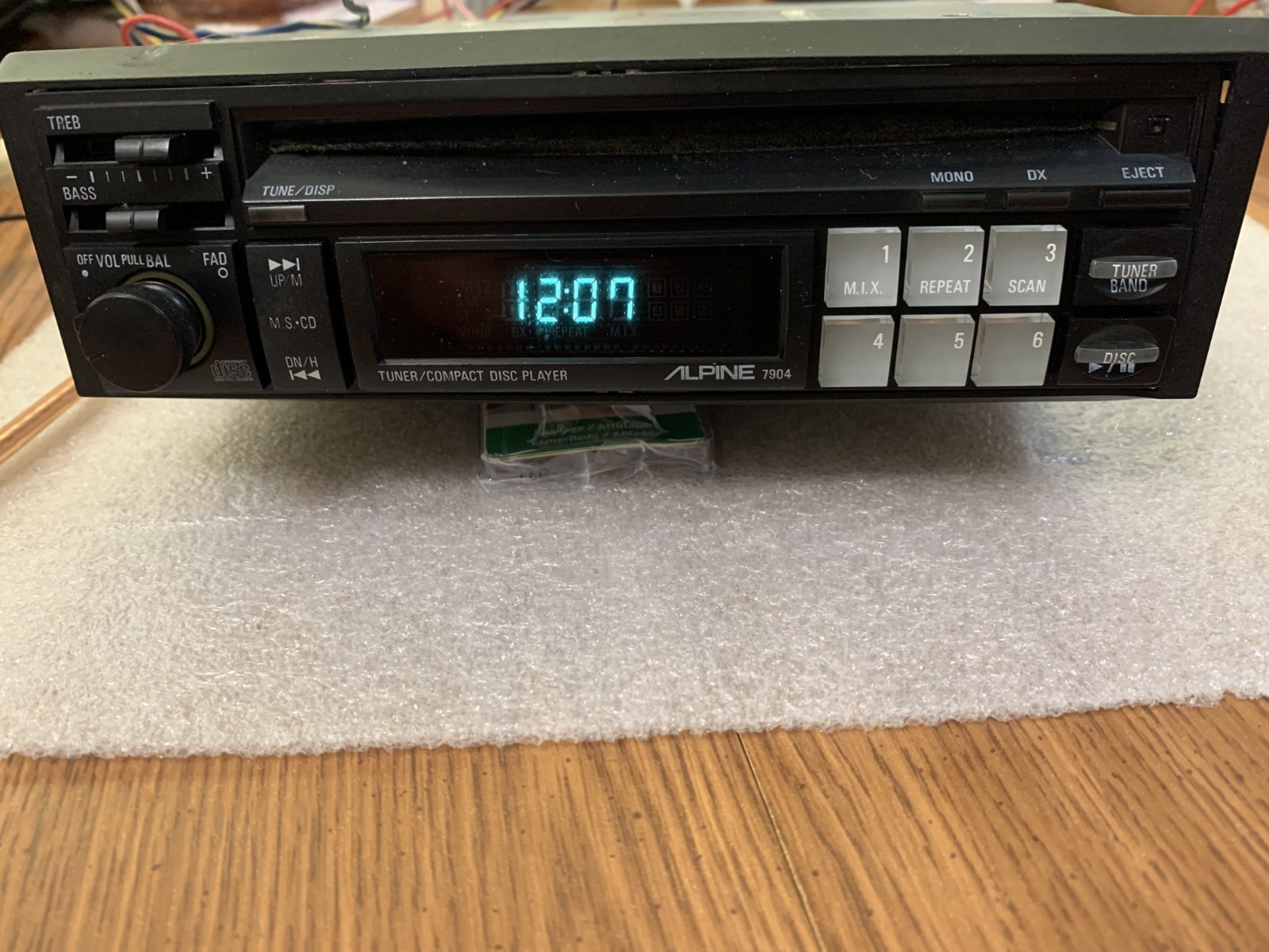 ALPINE CD Player 7904