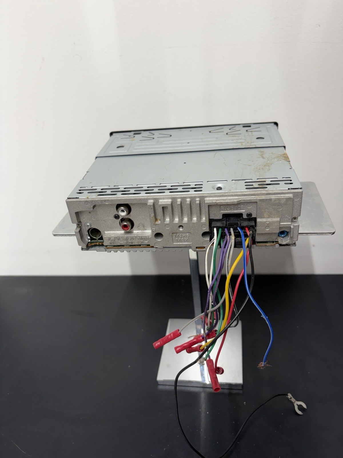 SONY Car Audio, CDX-GT40UW, FM/AM Compact Disc Player With Remote (For Parts)
