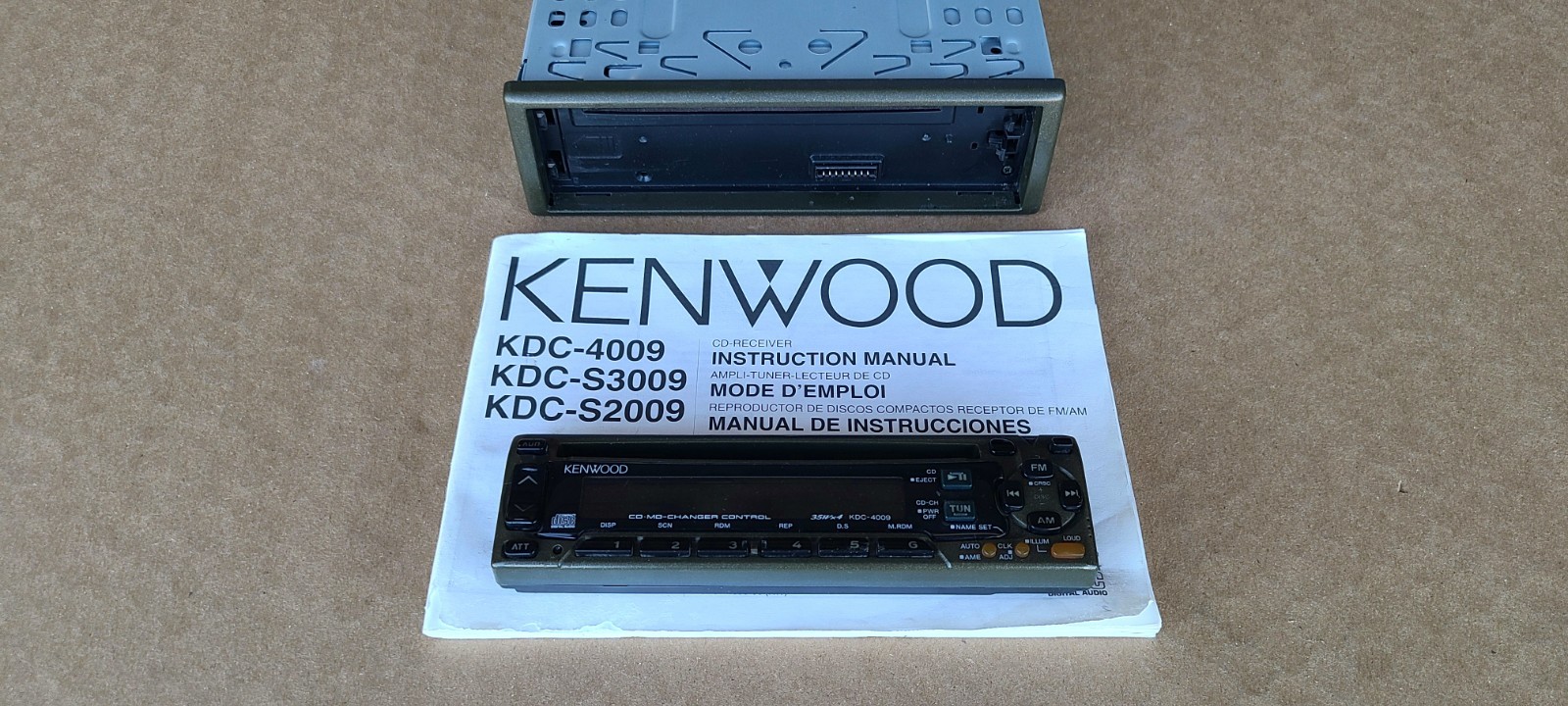 Kenwood KDC-4009 AM/FM CD MD-Changer Control Car Stereo with Manual