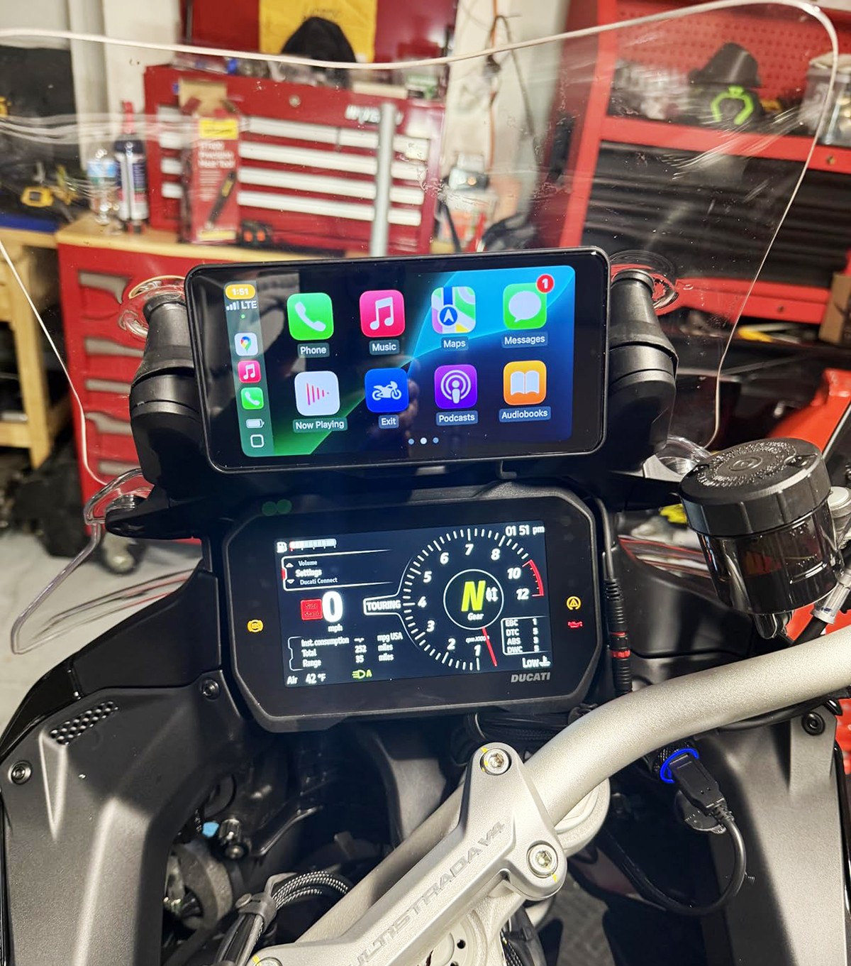 6.3″ Touch Screen Motorcycle Apple CarPlay Android Auto GPS Navi BT Waterproof