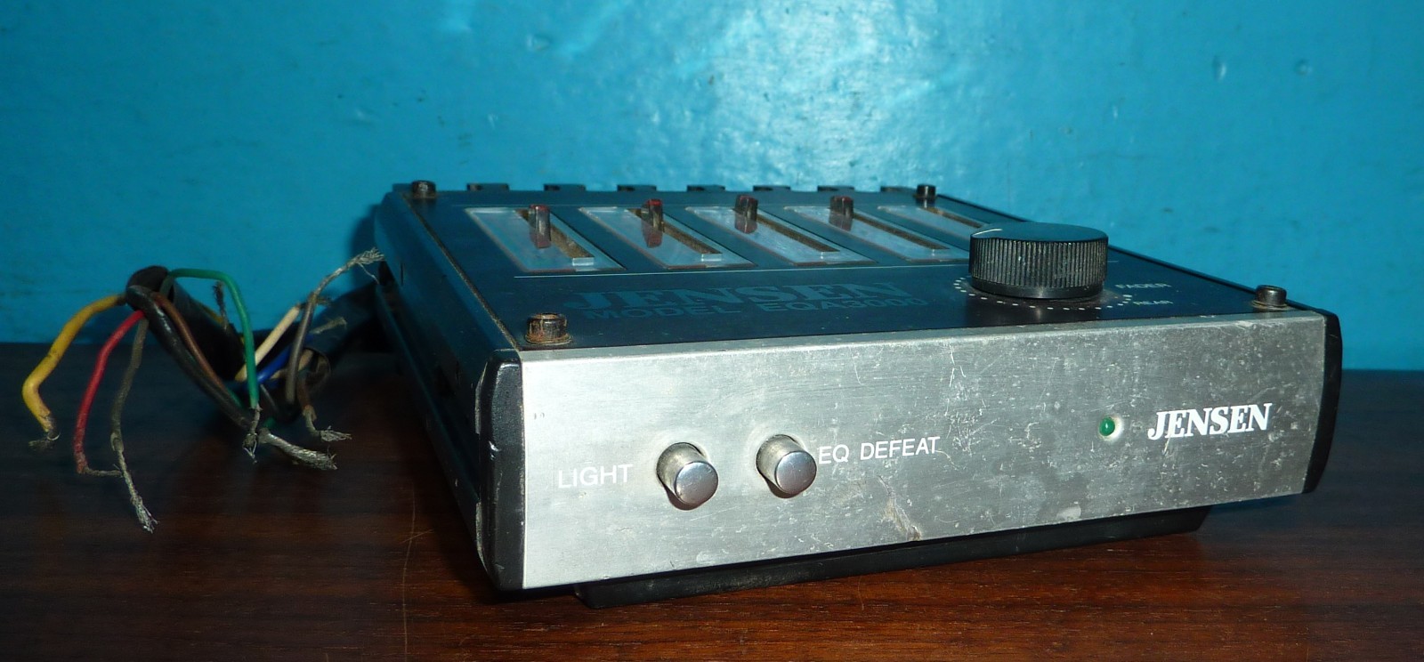 Jensen Model EQA3000 5-Band Graphic Equalizer Amplifier 24W