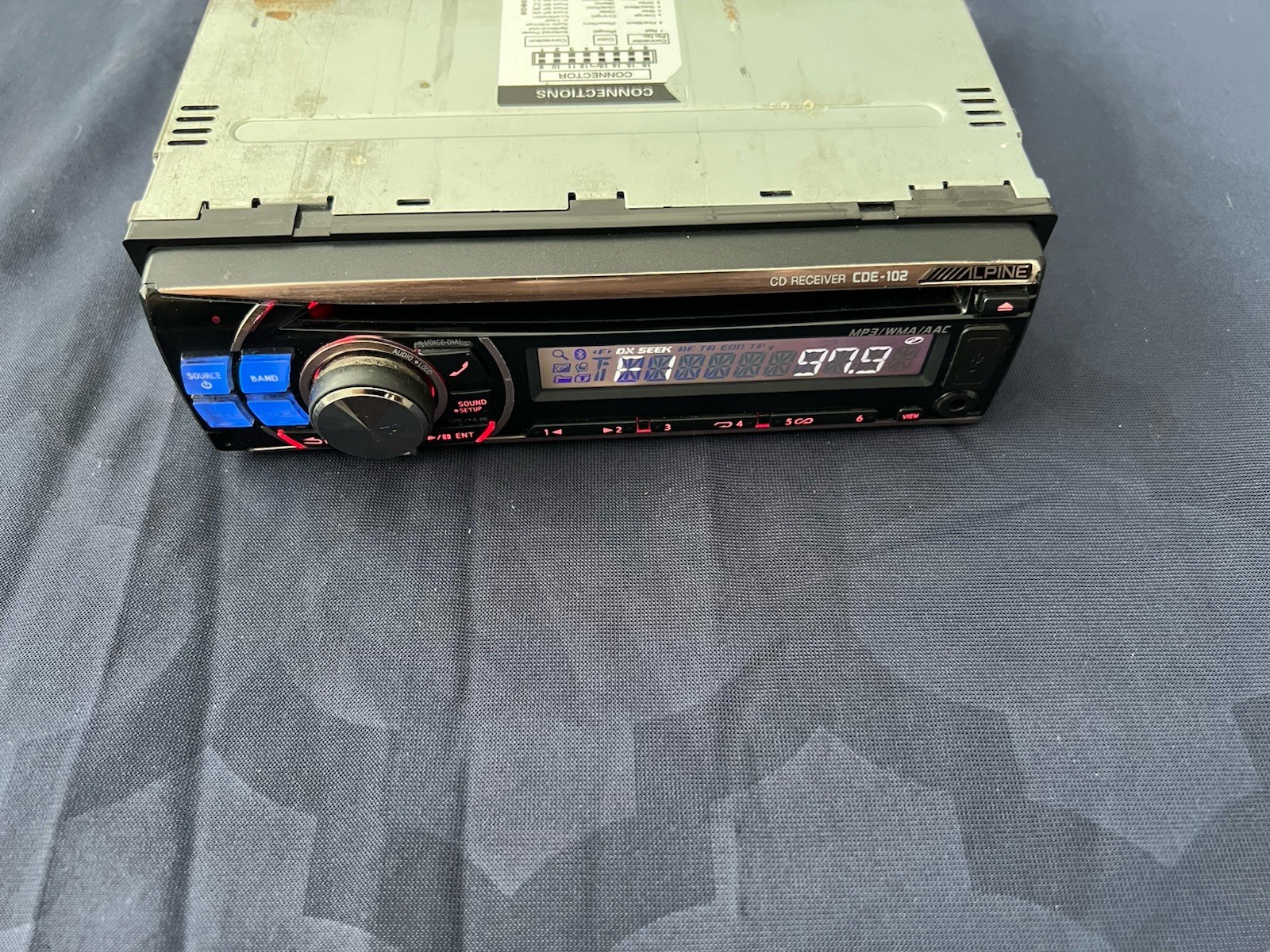 ⭐️Pre-Owned,TESTED⭐️ Alpine CD| AM/FM| AUX -(CDE-102)