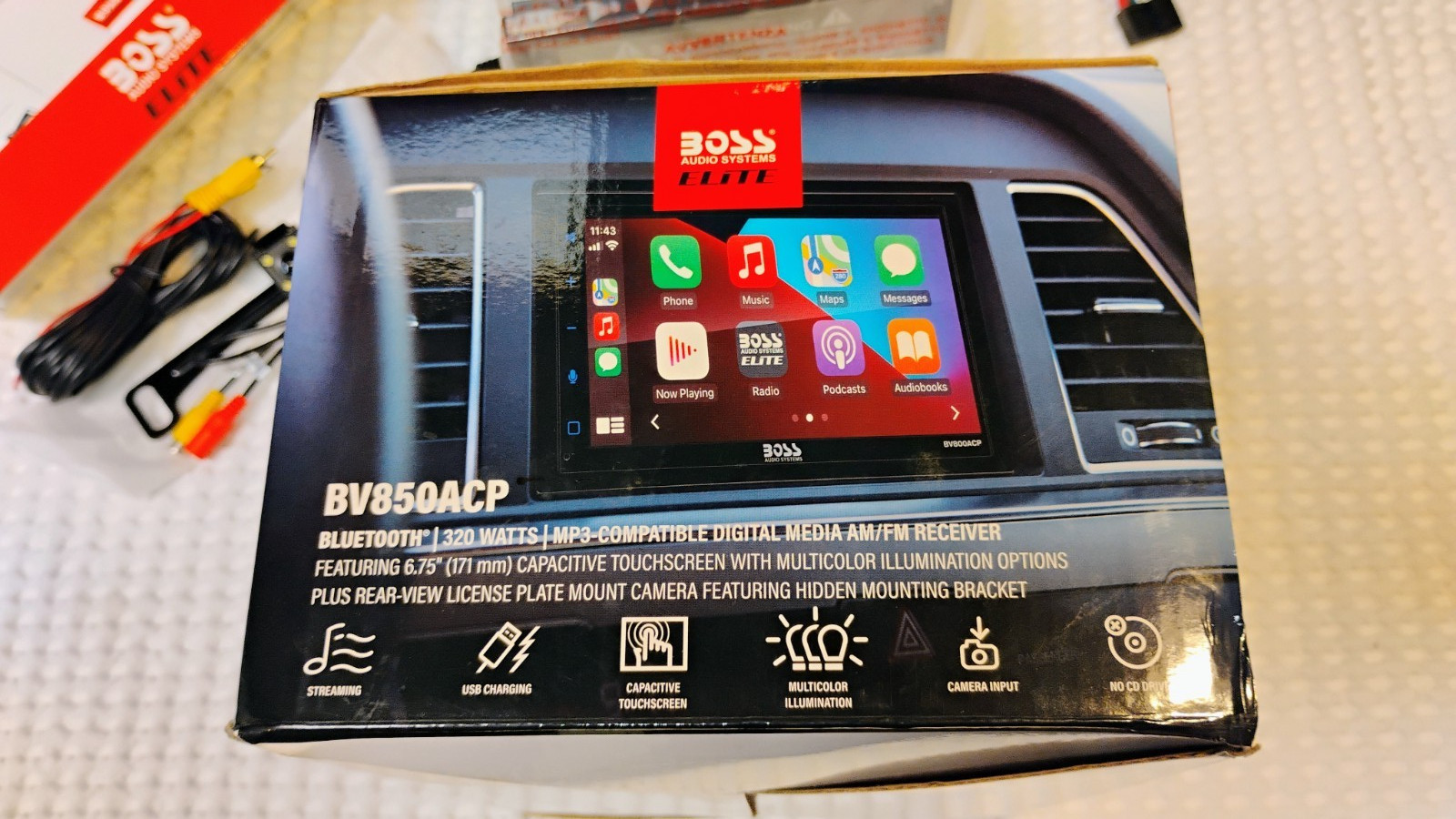 New Open Box Boss Audio Systems Elite BV850ACP Receiver + Cam, Complete Unused