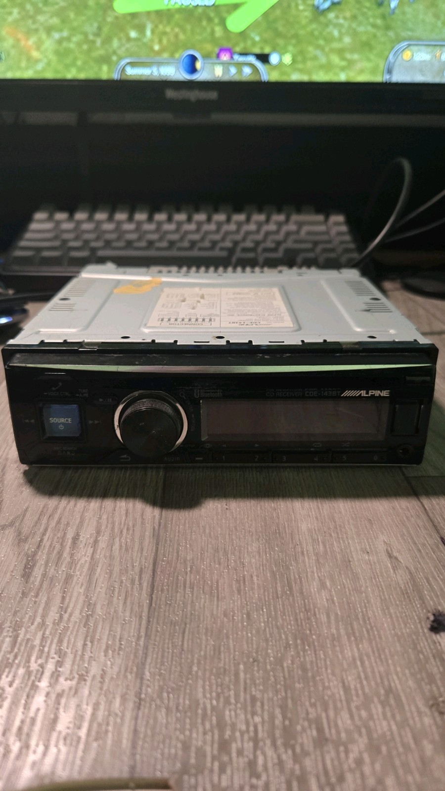 ⭐️Pre-Owned, NOT TESTED⭐️ Alpine Car Bluetooth CD Receiver-(CDE-143BT)