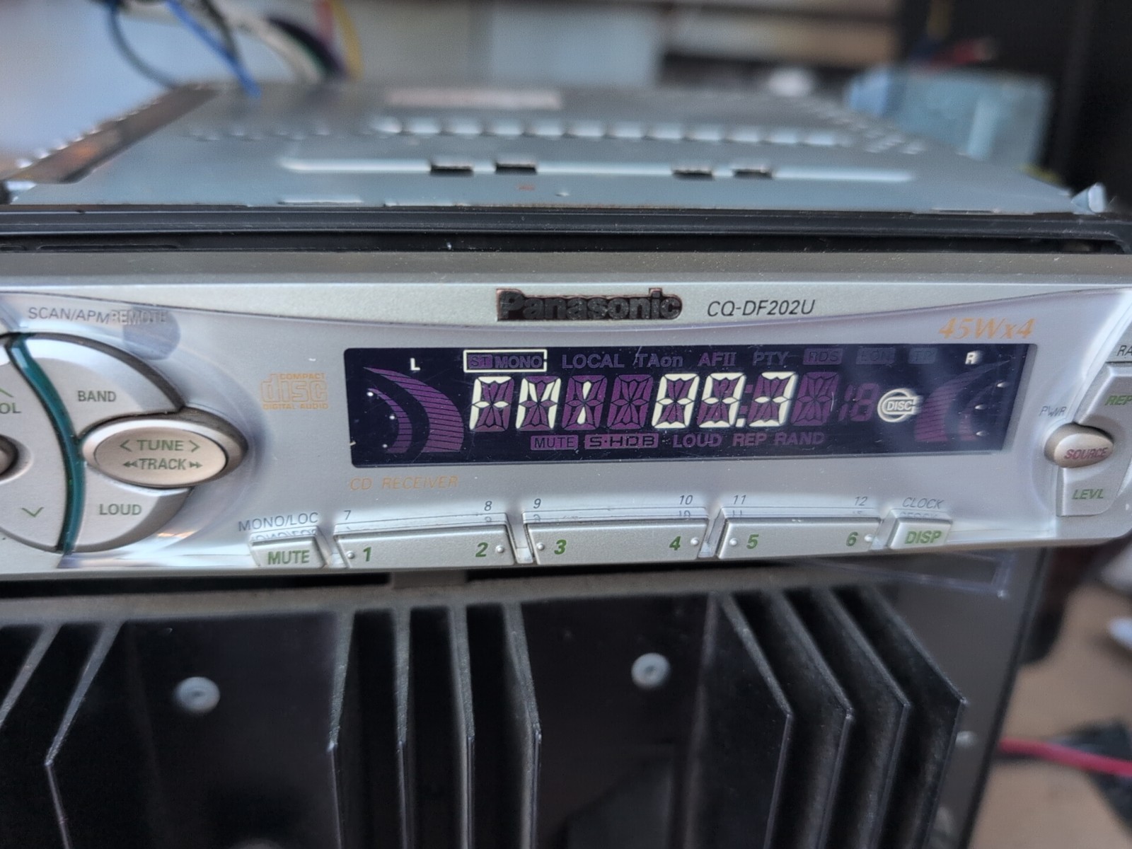 Panasonic CQ-DF202U Car Cd Player Tested and Working Blue Display