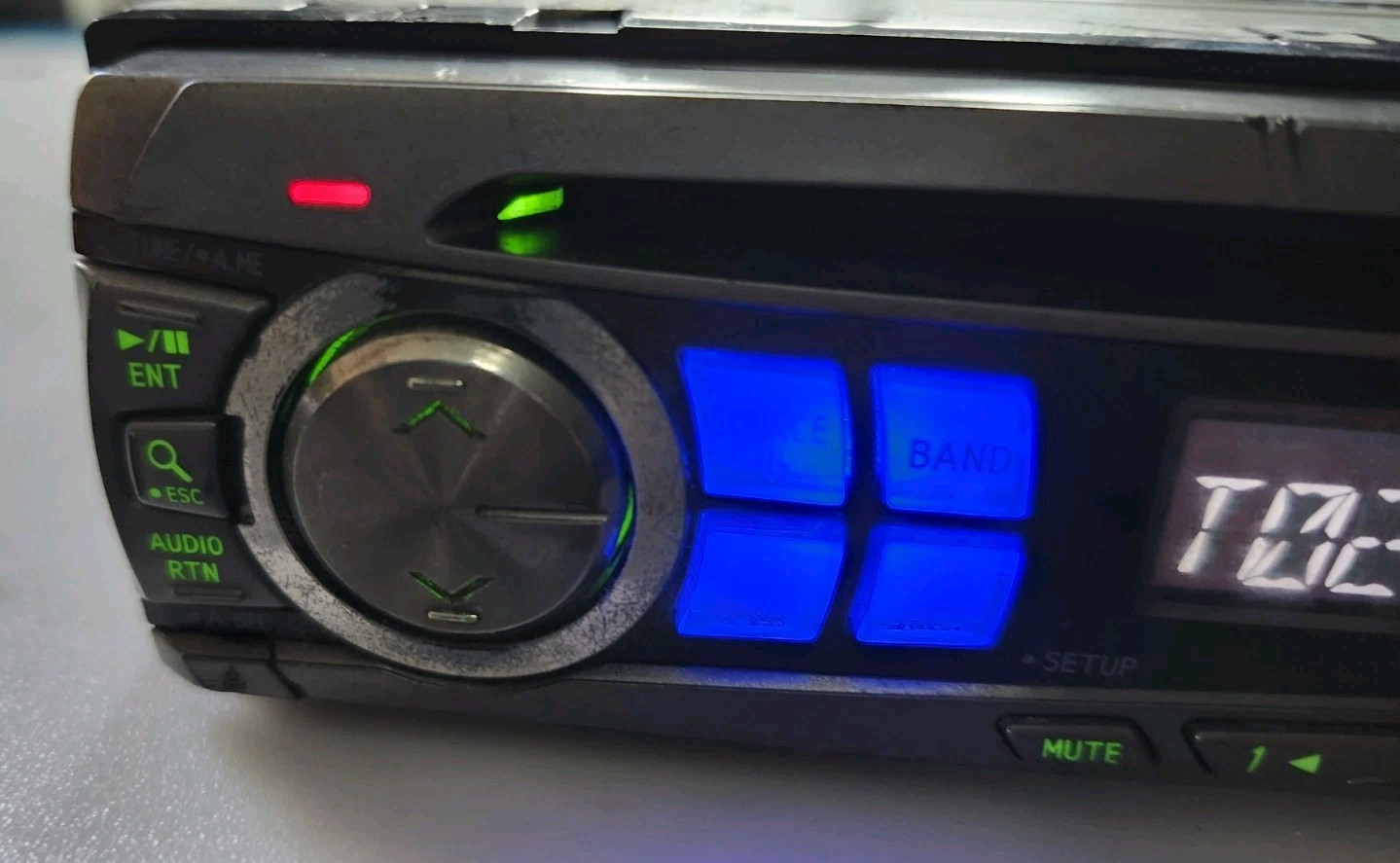 Alpine CDE-9870 CD MP3 Player AM/FM Receiver No BLUETOOTH FREE SHIPPING