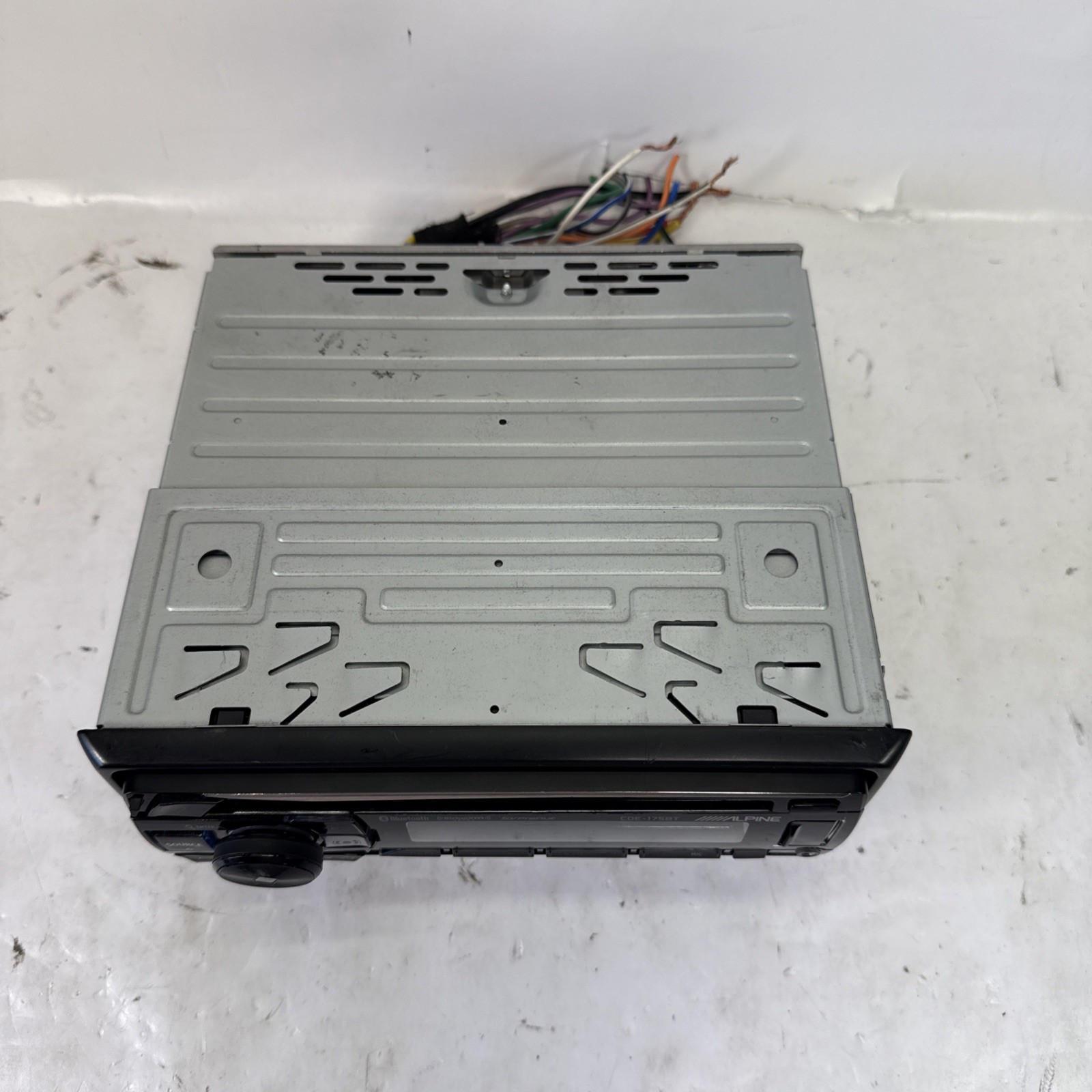 Alpine CDE-175BT CD Receiver w/ Bluetooth Old School Car Stereo | TESTED