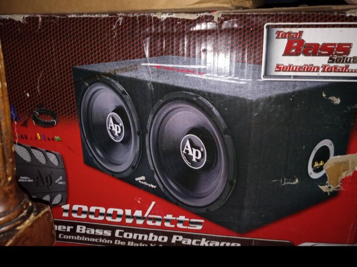 Audiopipe Dual 12″ Amplified Subwoofer Super Bass Combo Package with installa