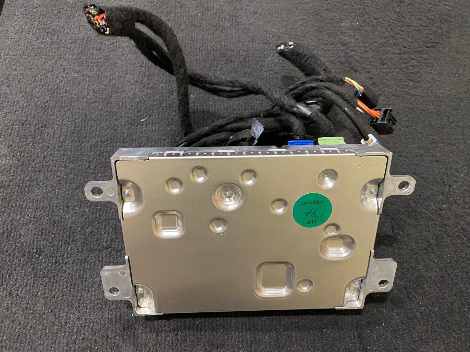Jeep Compass 2022 2023 2024 2025 Factory 8.4″ + Receiver