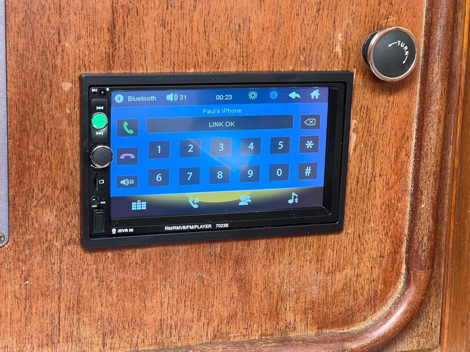 High-Definition 7″ Car Stereo MP5 Player with Bluetooth & Steering Wheel Remote