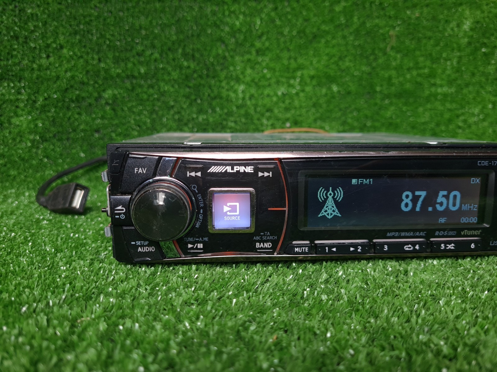 Alpine Cde-175r Alpine Cde175r Original Car Radio