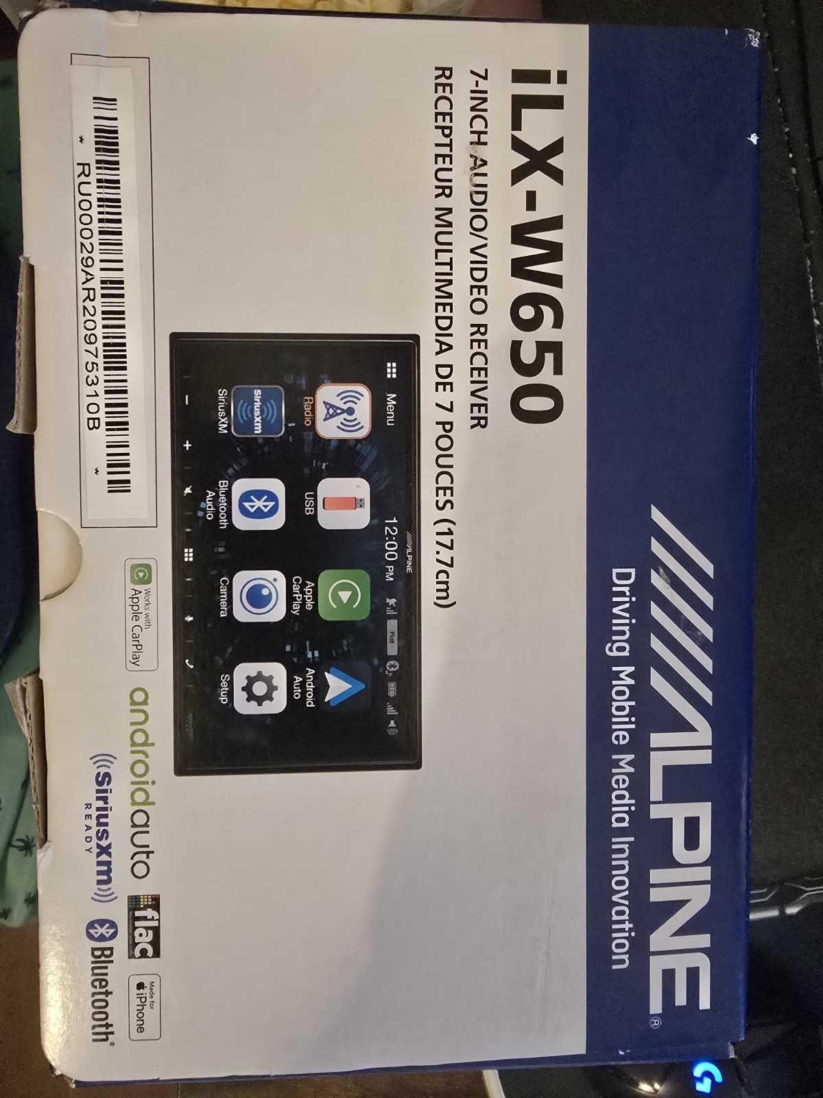 Alpine iLX-W650 7 inch Mechless In-Dash Receiver