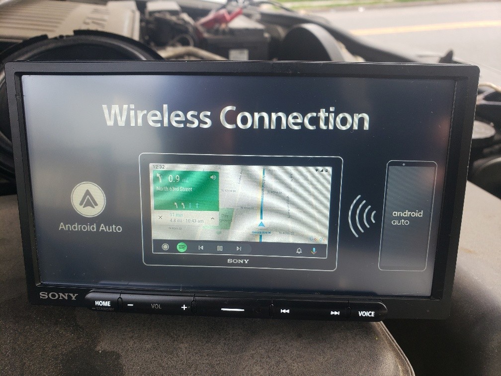 SONY 6.95″ DIGITAL BLUETOOTH MULTIMEDIA RECEIVER XAV-AX4000 CARPLAY/ANDROID