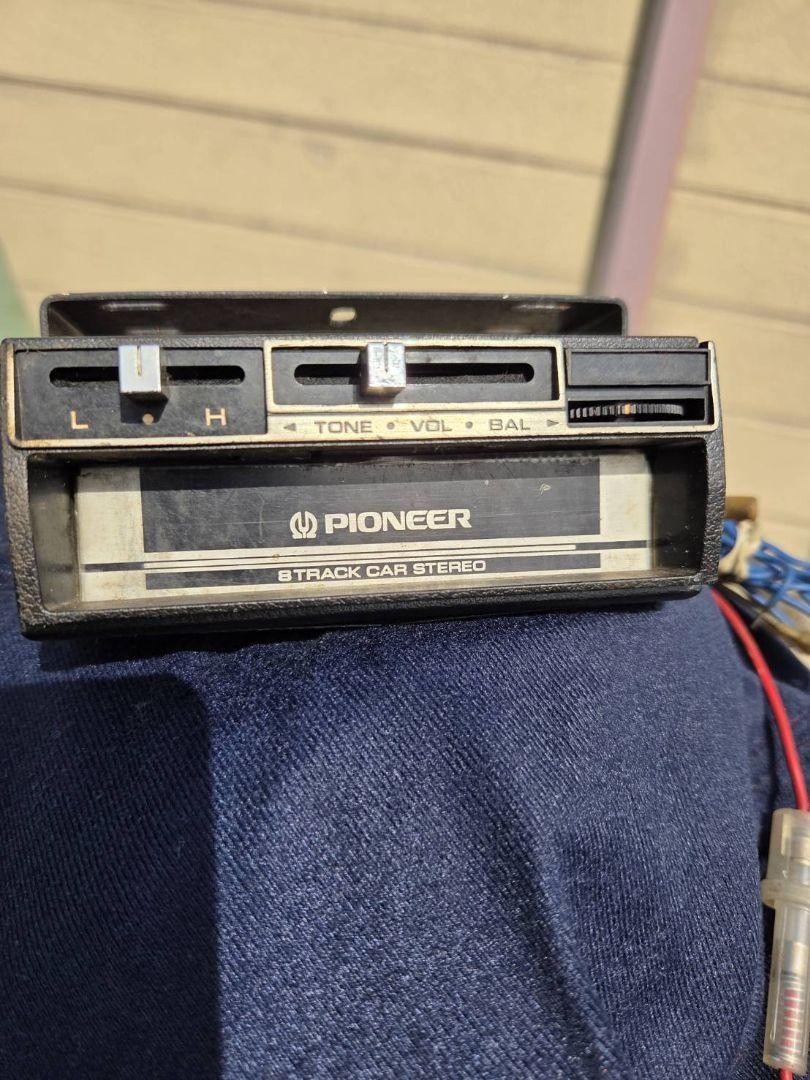 [Used] Pioneer 8-Track Car Stereo – Operation Confirmed