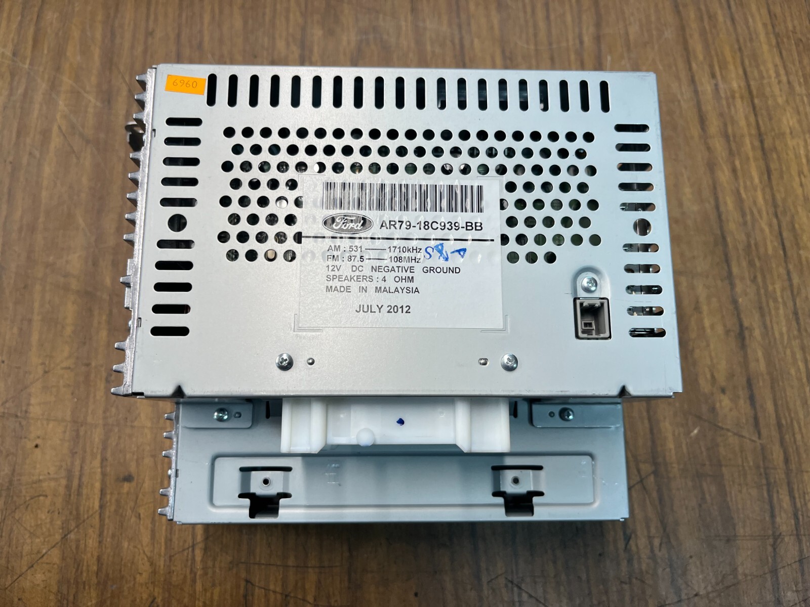 Ford Falcon FG 2012 S2 ICC Stereo CD Player Unit AR79-18C939-BB