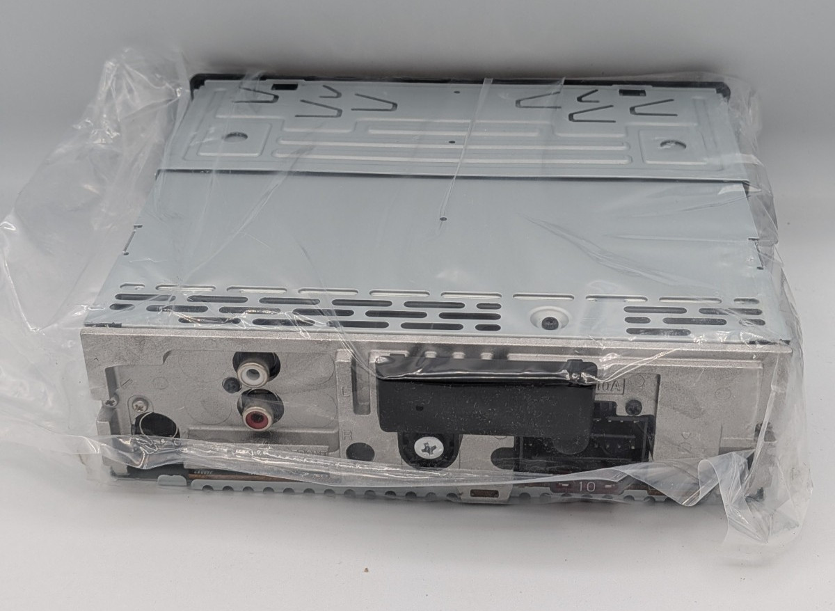 SONY Xplod Car Audio CDX-GT40UW FM/AM Compact Disc Player With Remote