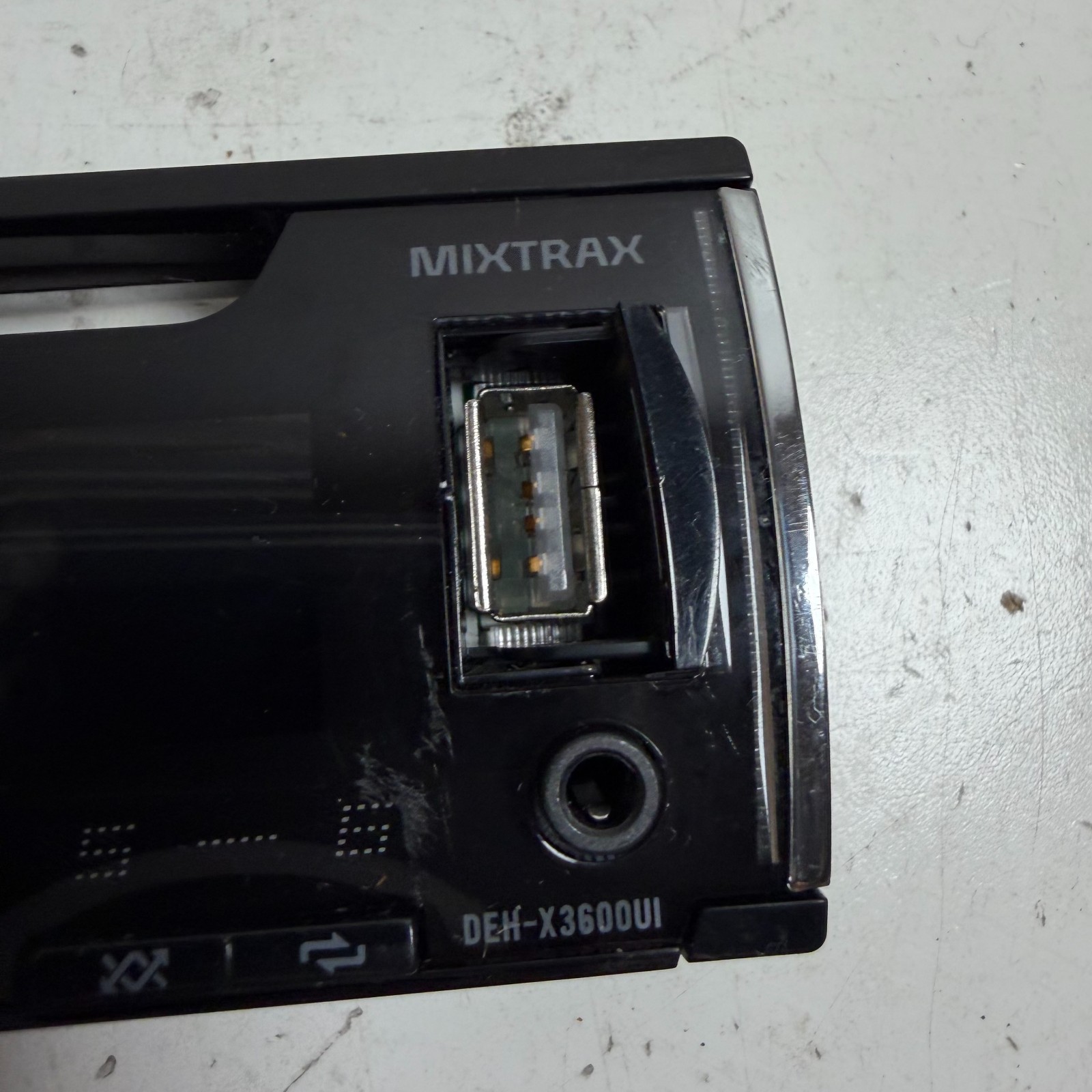 Pioneer Mixtrax DEH-X3600UI Black Car Stereo Front Panel Detachable Faceplate