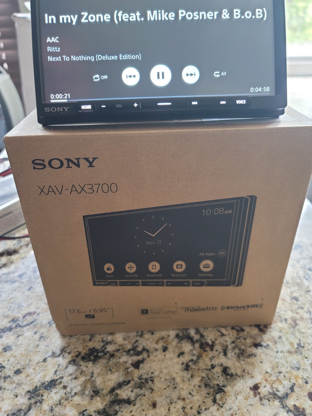 Sony XAVAX3700 6.95″ 2-DIN Digital Multimedia Wired Apple CarPlay Bluetooth LOOK