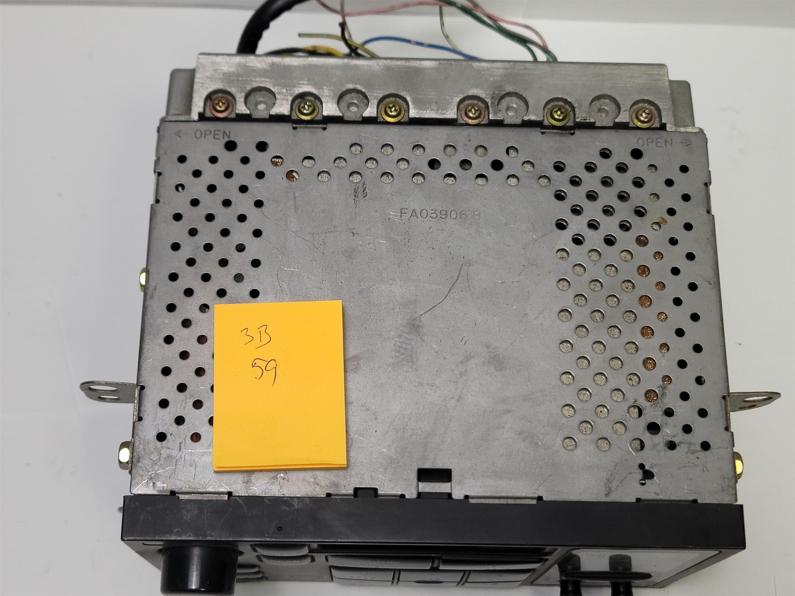 Toyota Matsushita 51601 / 86120-32351 / CQ-Ys891A / Cassette Radio (untested)