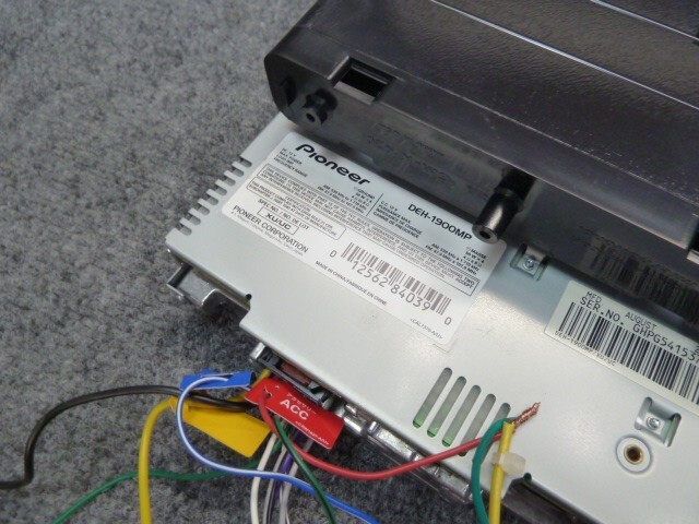 Pioneer DEH-1900MP CD Player In Dash Receiver