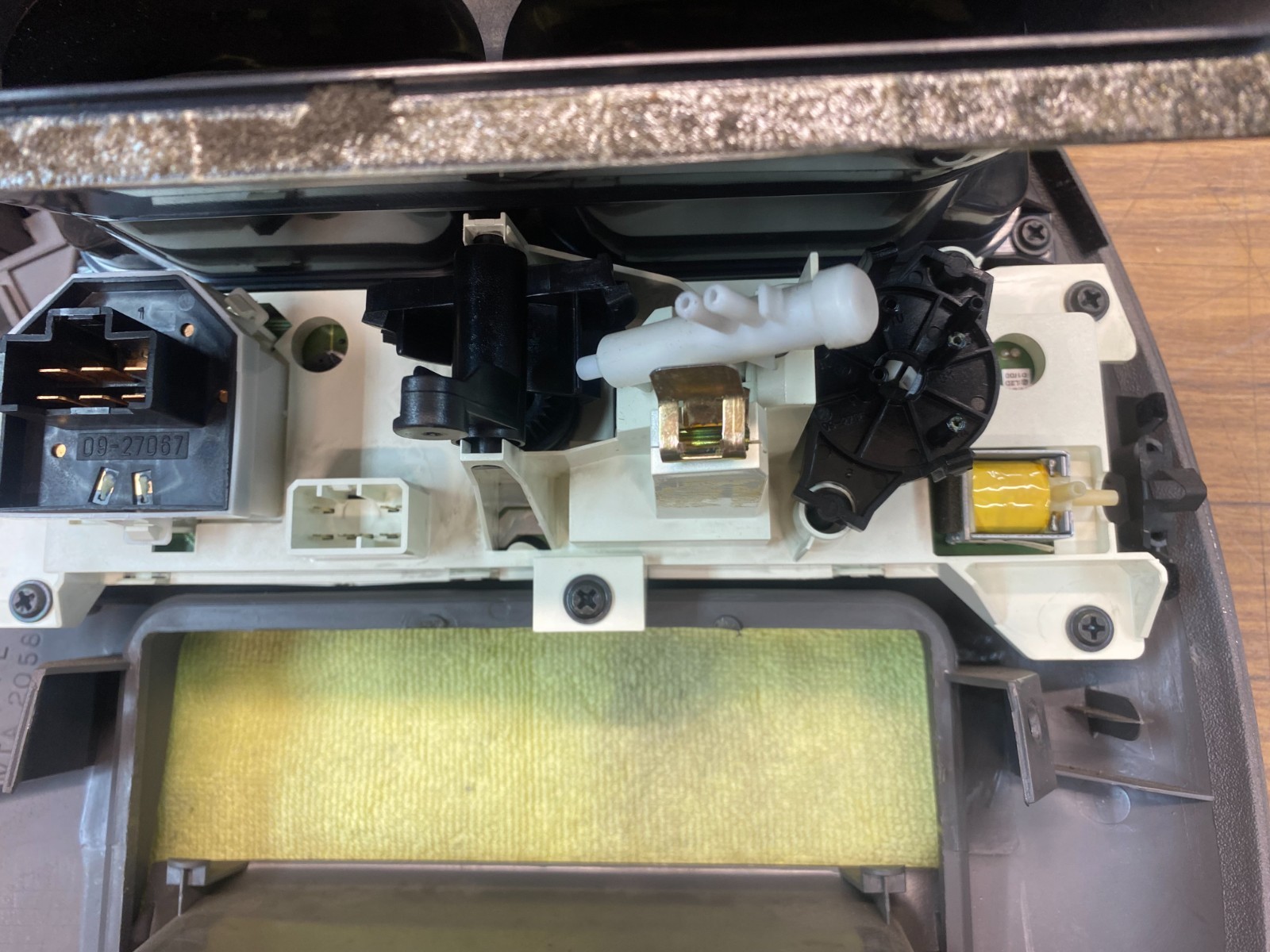 Ford Falcon S1 Dash A/C Stereo Control Surround