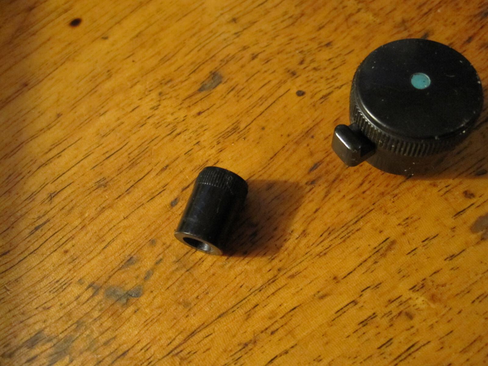 Vintage Sony Car stereo knob set. XR-310 XR-550R XR-780 XR-787R ???