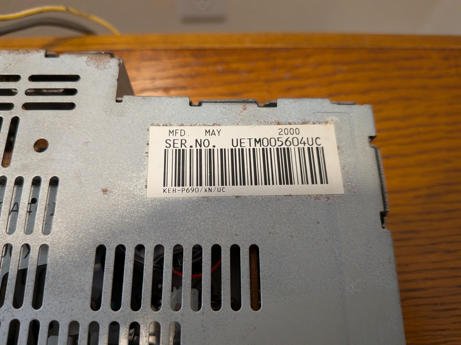 Pioneer KEH-P690 Cassette Receiver – No Faceplate (Untested)