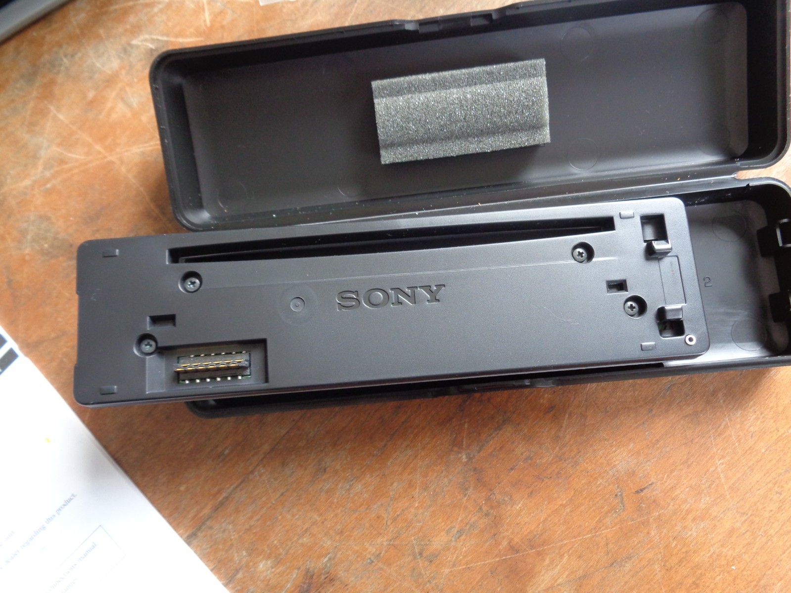 Sony Xplod CDX-S2010 Mp3 CD-R/RW FM/AM Compact Disc Player New 52Wx4 amplifier