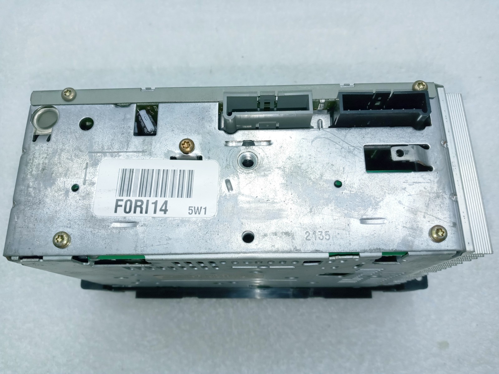 New-Take Out from Dealer AM FM Cassette 1998-02 Dodge Chrysler Jeep P56038931AB