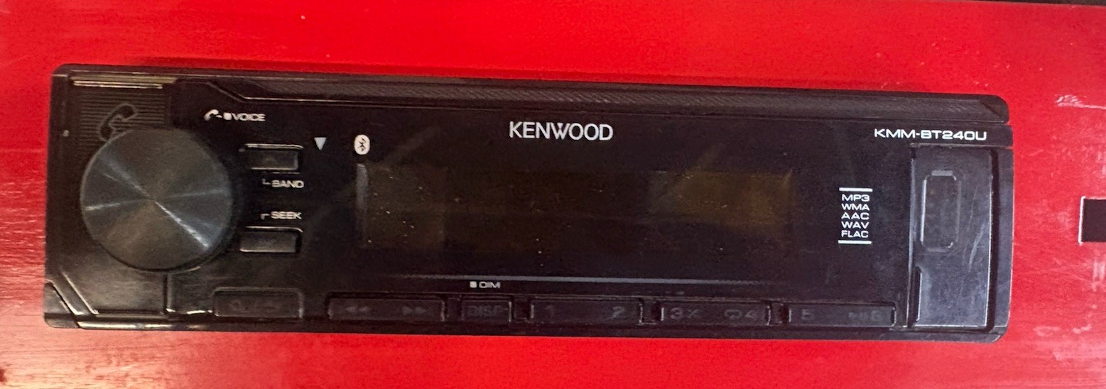 Kenwood KMM-BT240U 1 DIN Radio Face. Detachable Face plate only